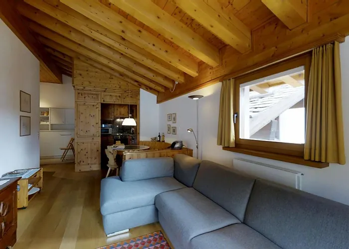 Appartement Carla 12 *