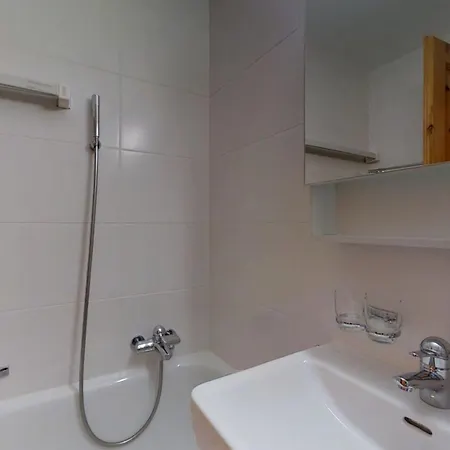 Carla 12 Apartman *