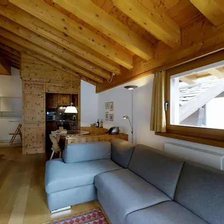 Apartman Carla 12 *